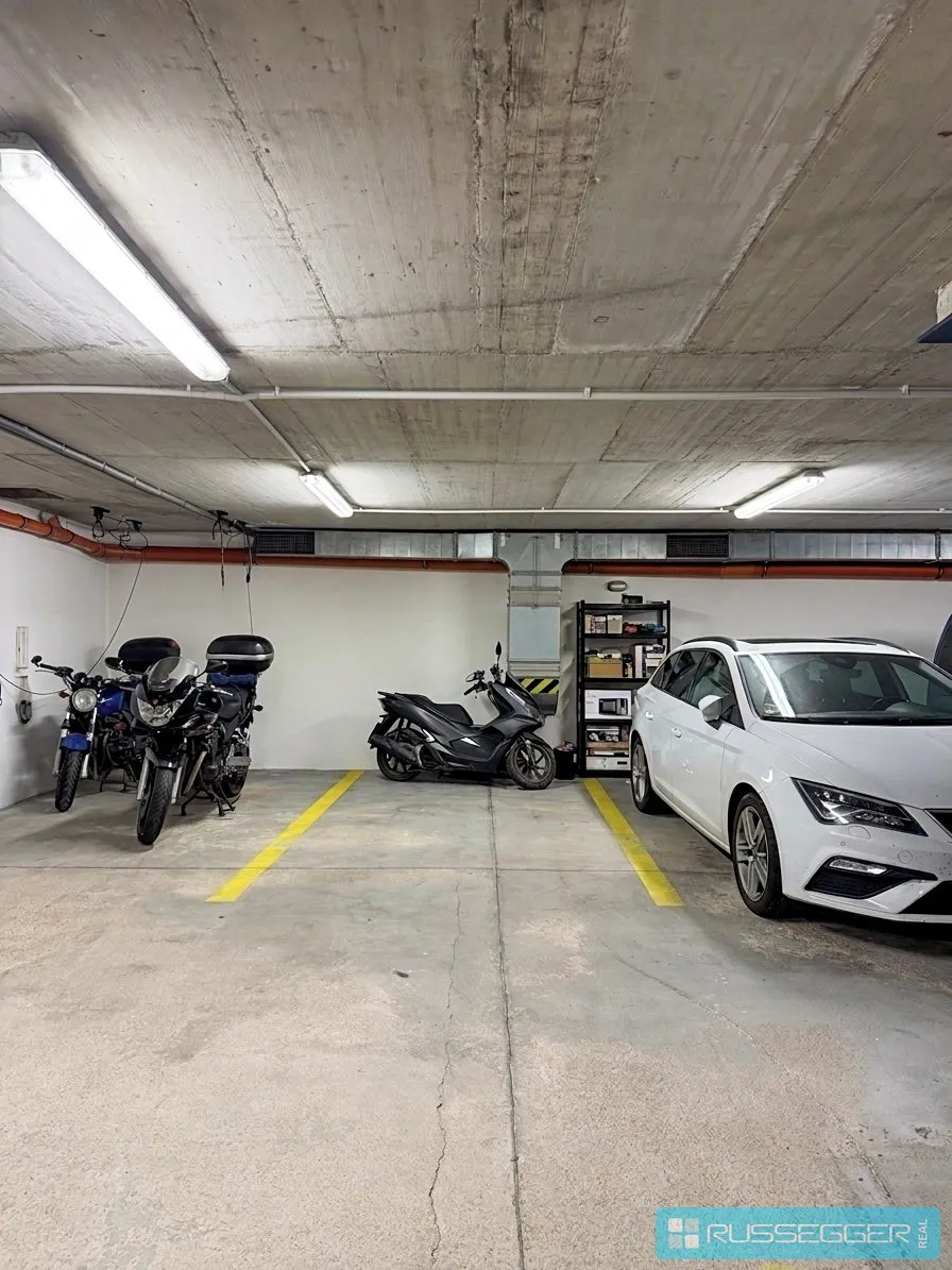 Pronájem garážového stání 13 m²